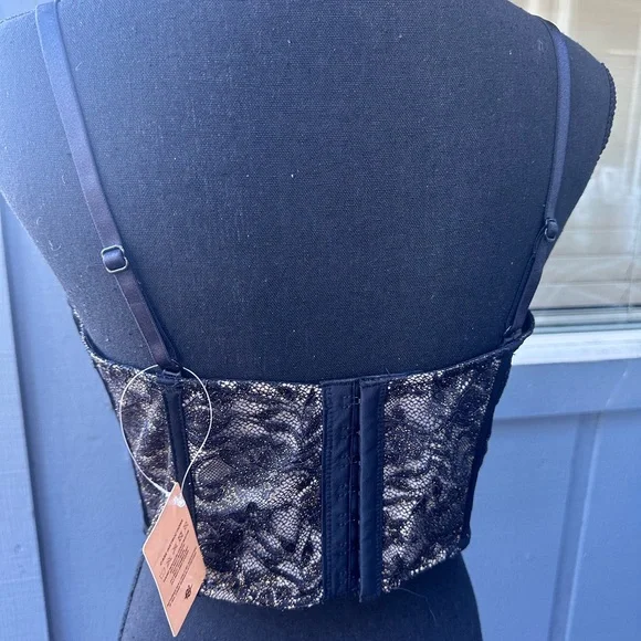 Popilush Black and Gold Lace Bralette - NEW - Picture 4 of 8